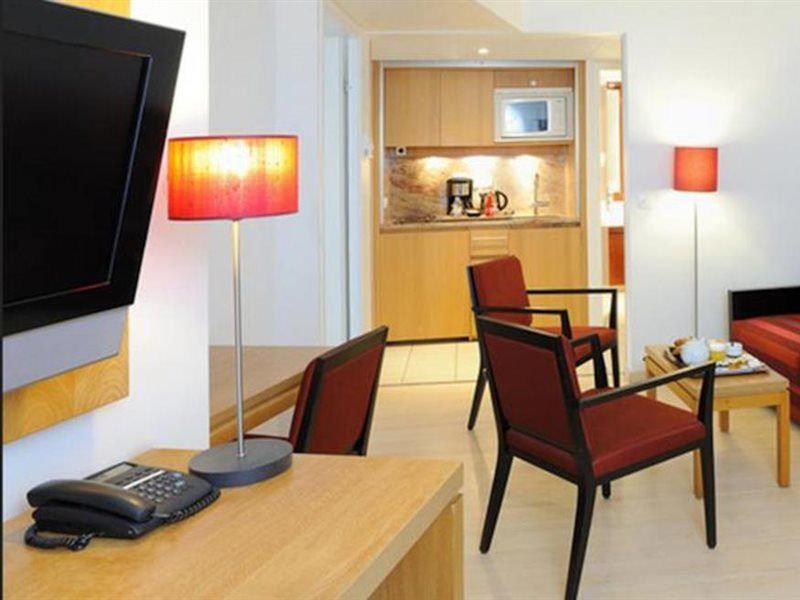 Residhome Courbevoie La Defense Exterior photo